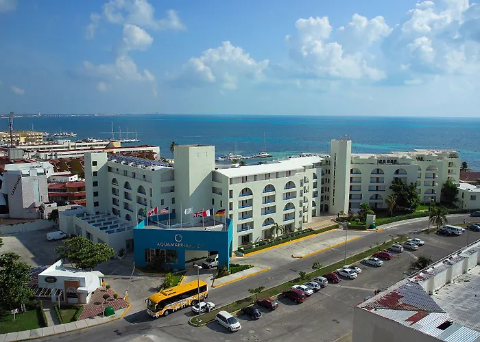 Aquamarina Beach Hotel Cancún
